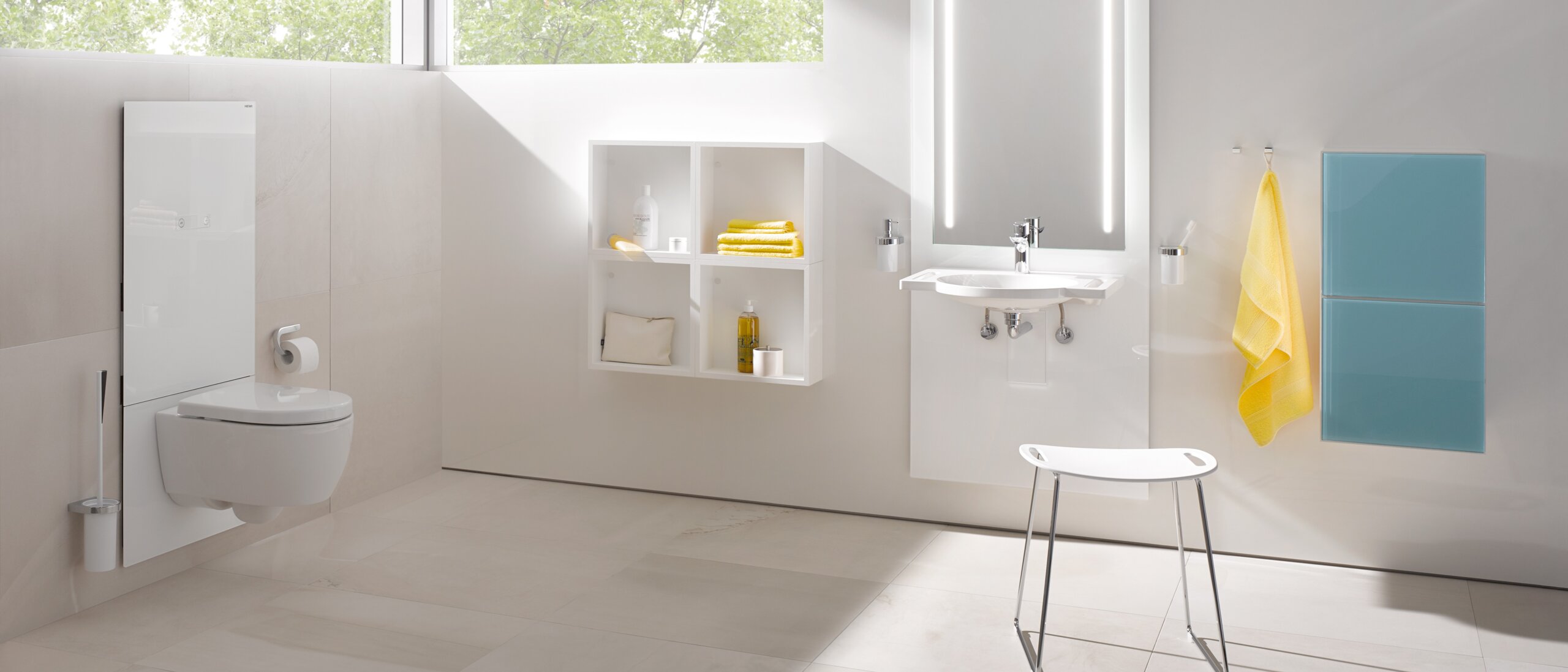 HEWI Home in S50 Simple bathroom